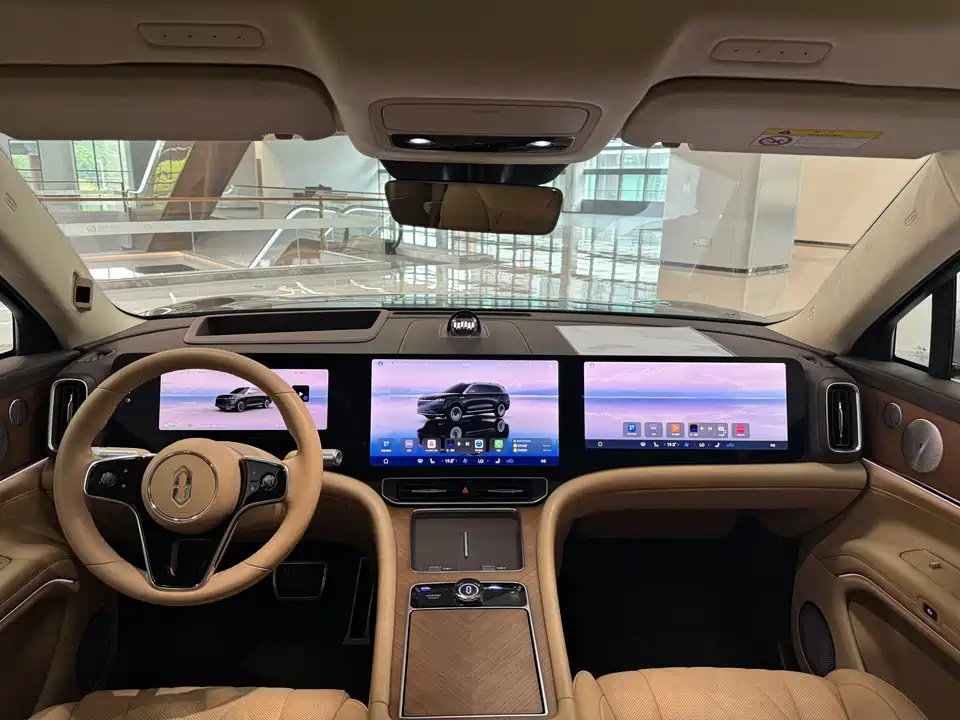 AITO Ask the world M9