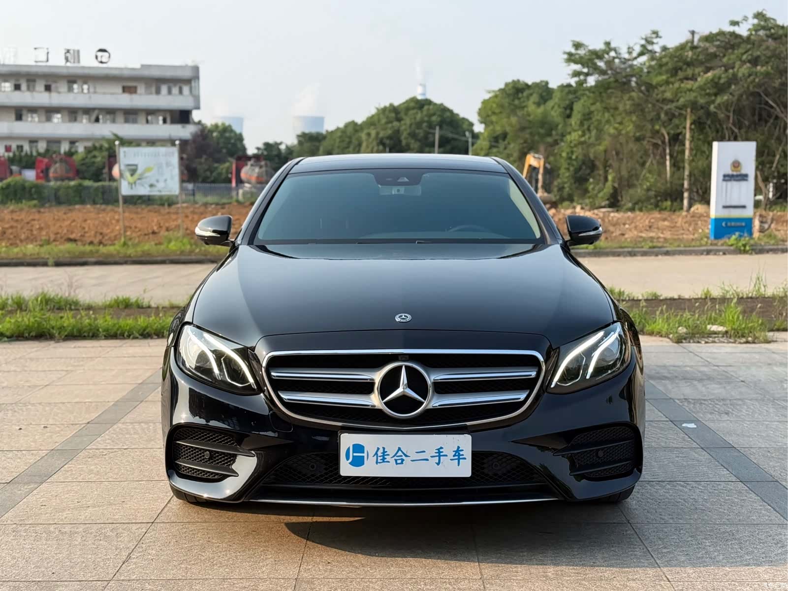 Mercedes-Benz E-Class, 2017 1