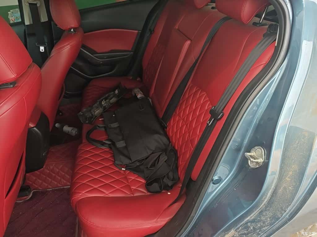 Mazda Mazda3, 2017 17