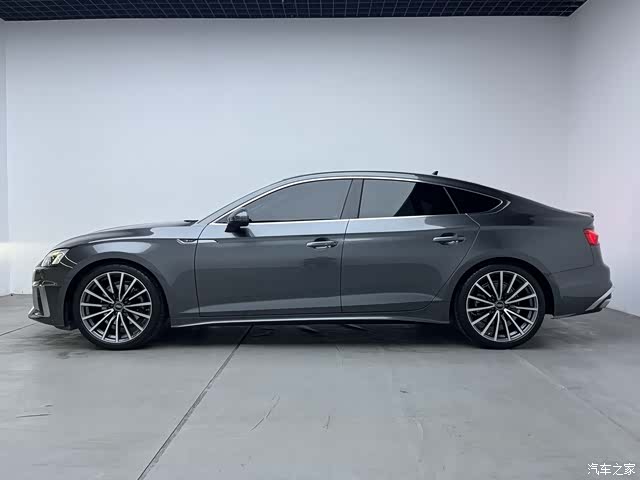 Audi A5, 2023 все фото