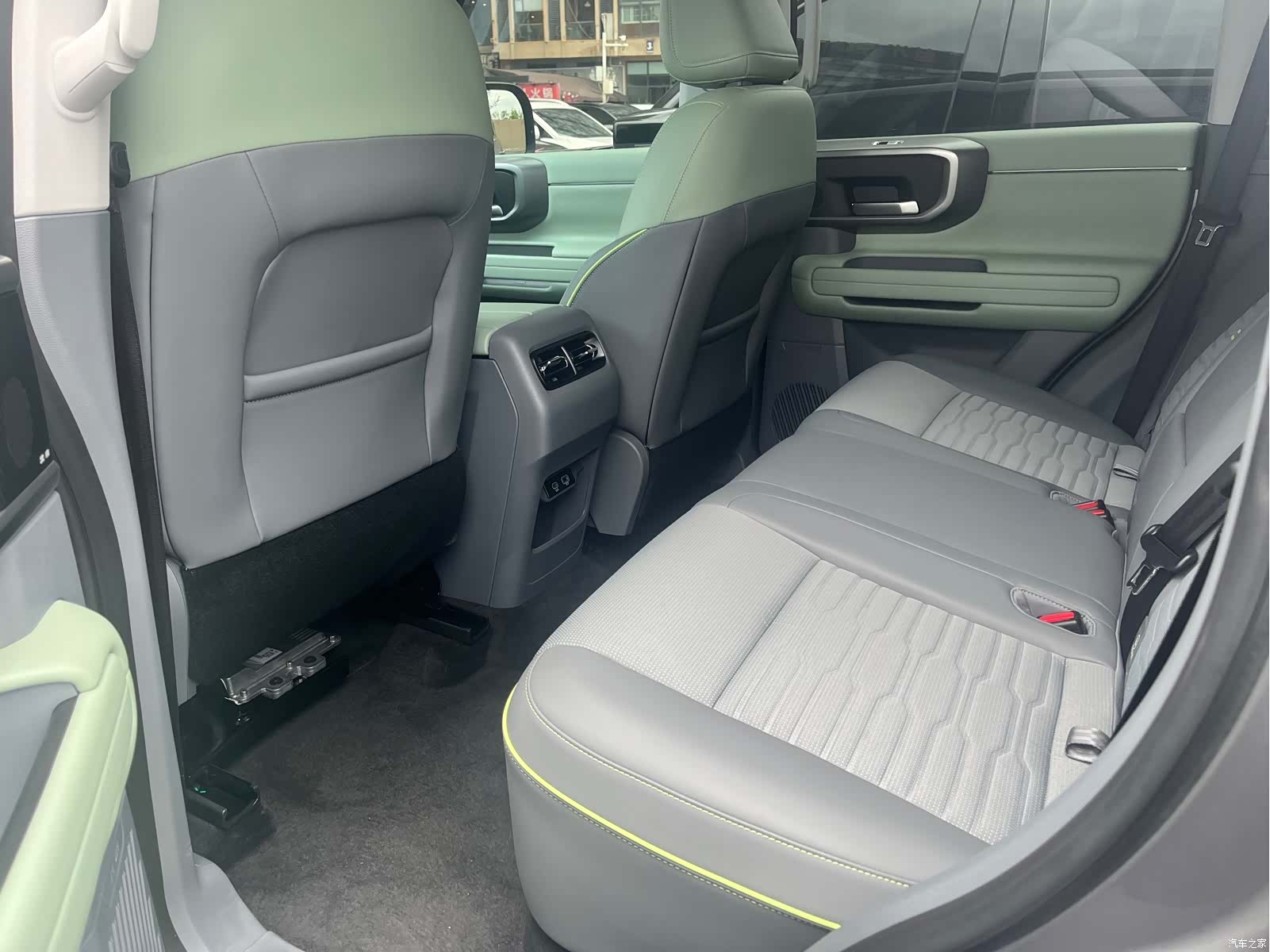 BAIC BJ40, 2025 8