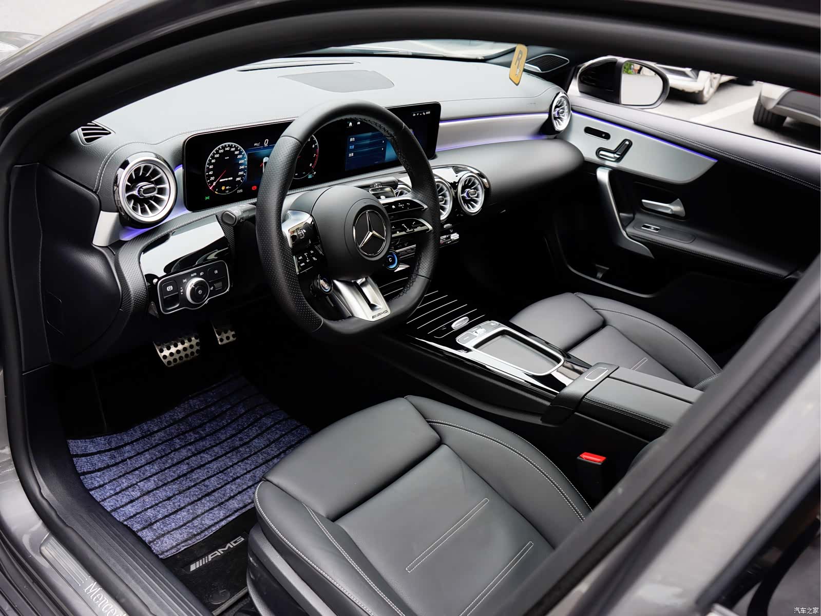 Mercedes-Benz A-Class, 2025 12