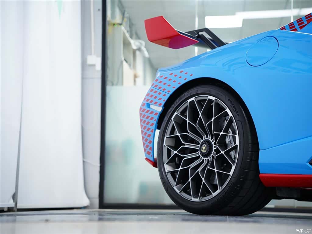 Lamborghini Huracán, 2024 50