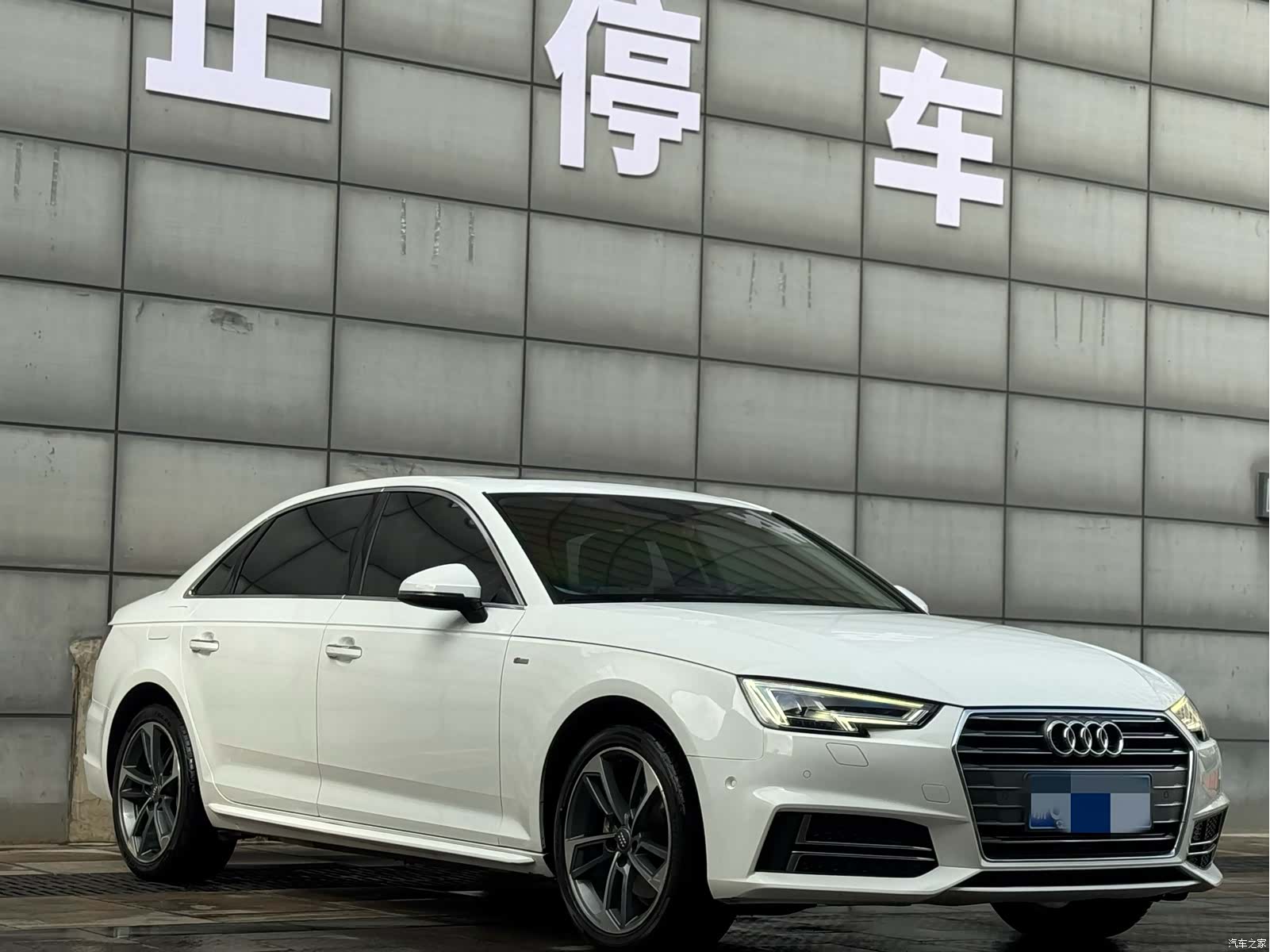 Audi A4L, 2018 3