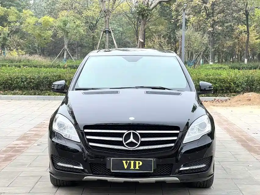 Mercedes-Benz R-class