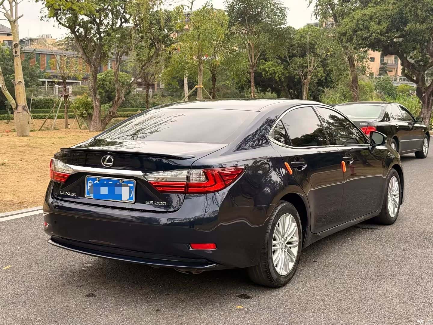 Lexus ES, 2018 7