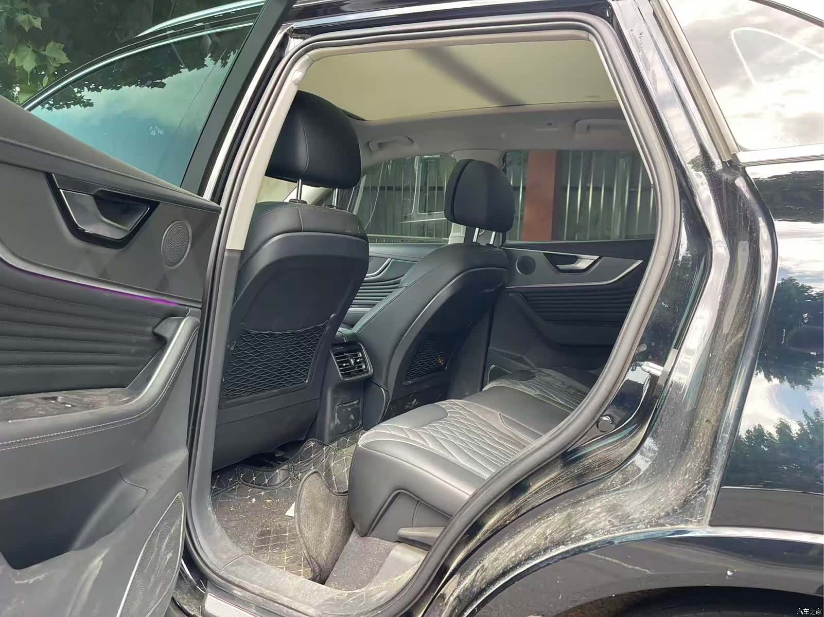 Hongqi HS5, 2024 8