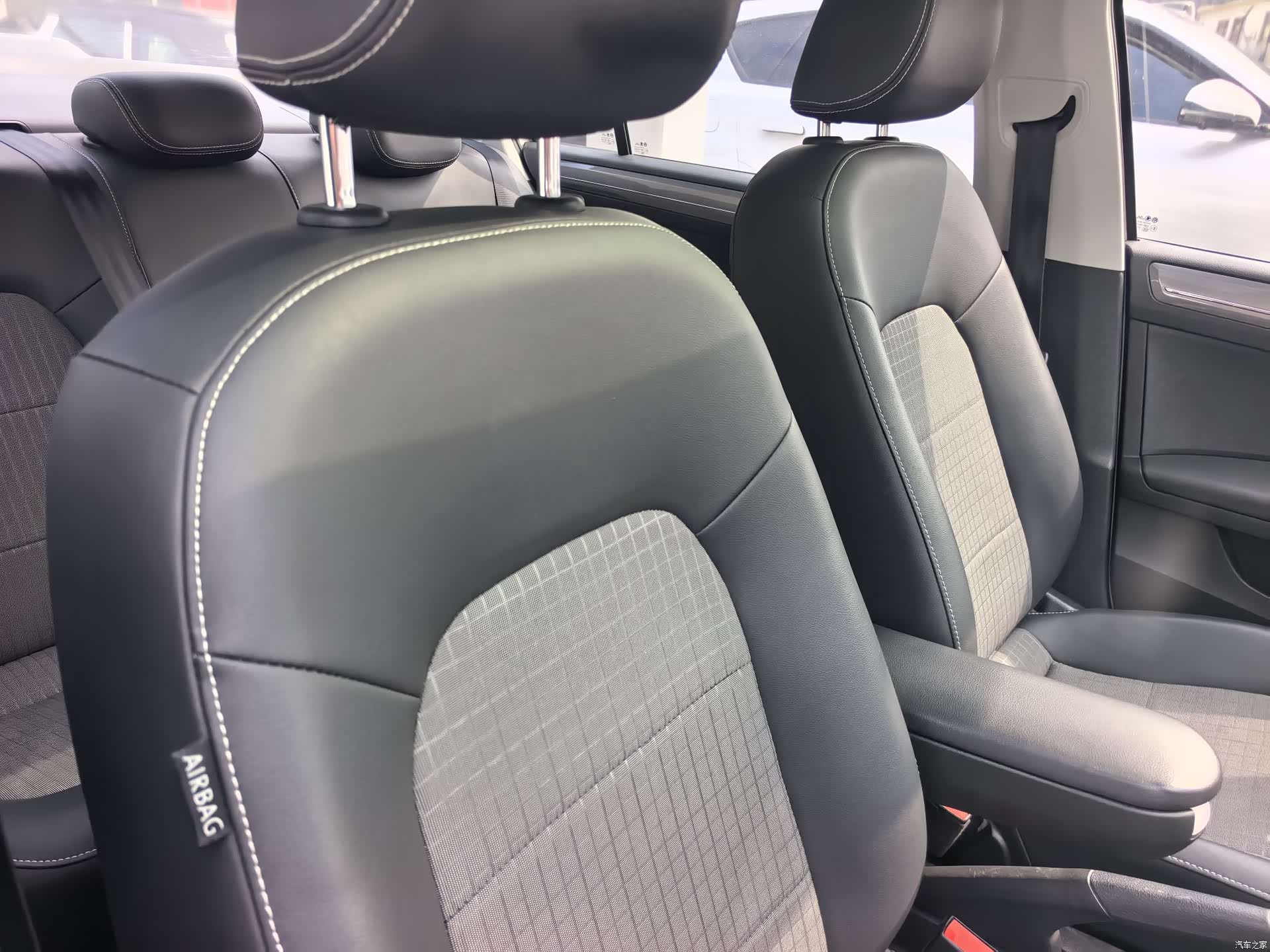 Volkswagen Santana, 2018 13