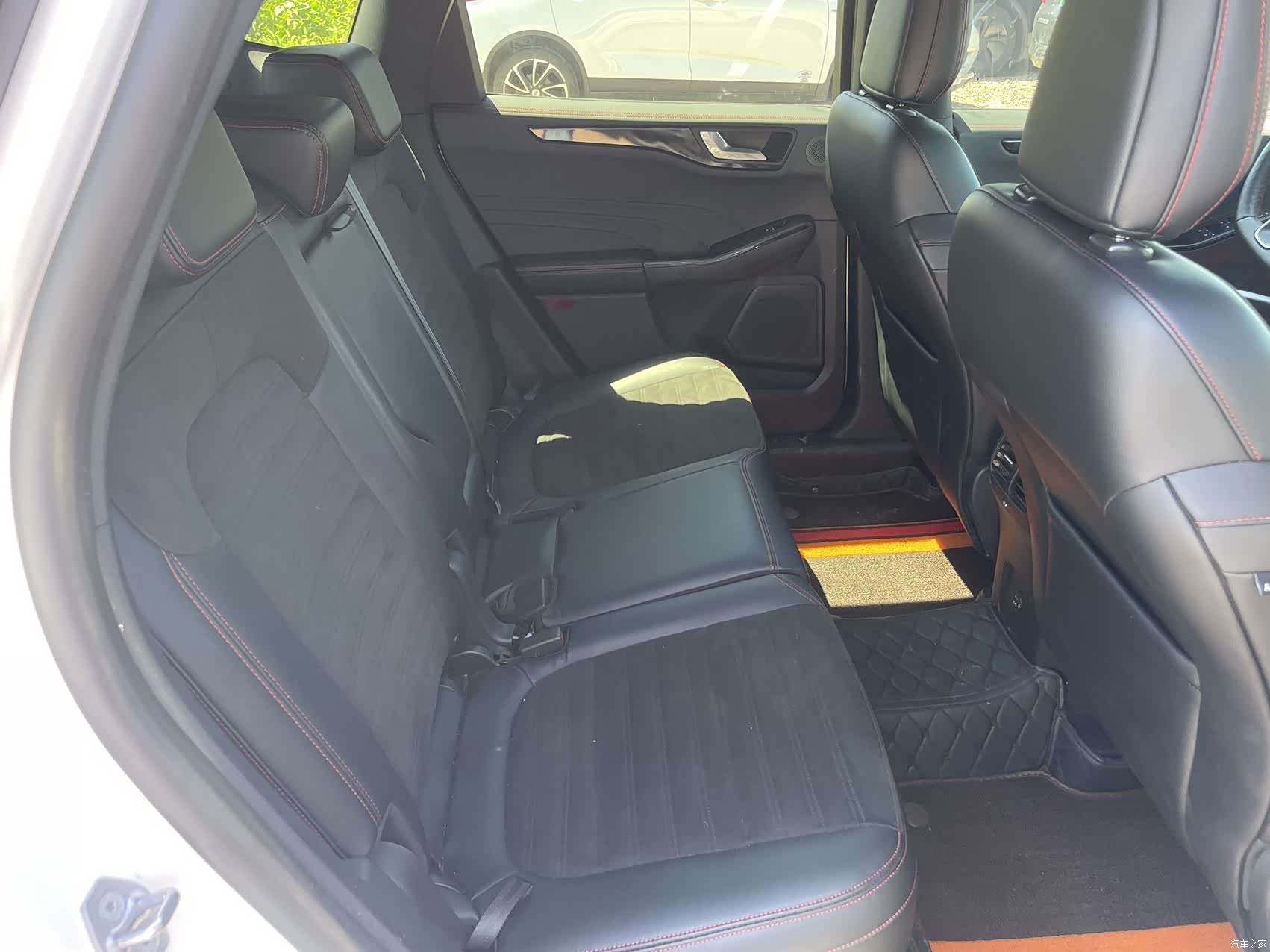 Ford Escape, 2021 12