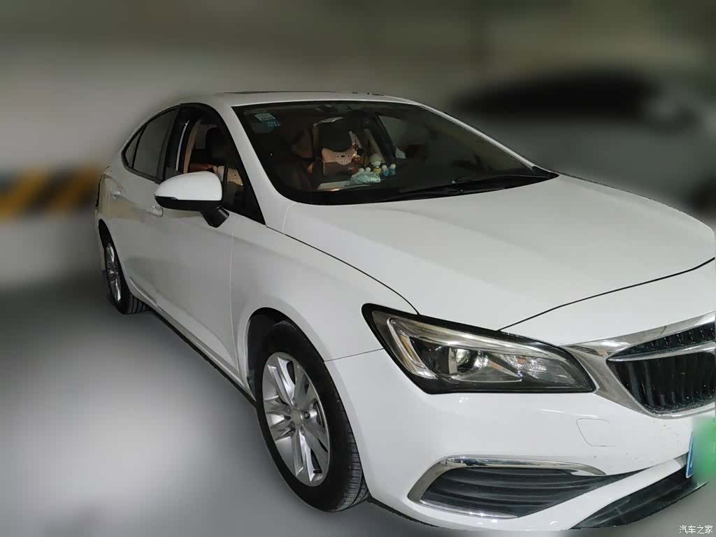 Buick Verano, 2018 3