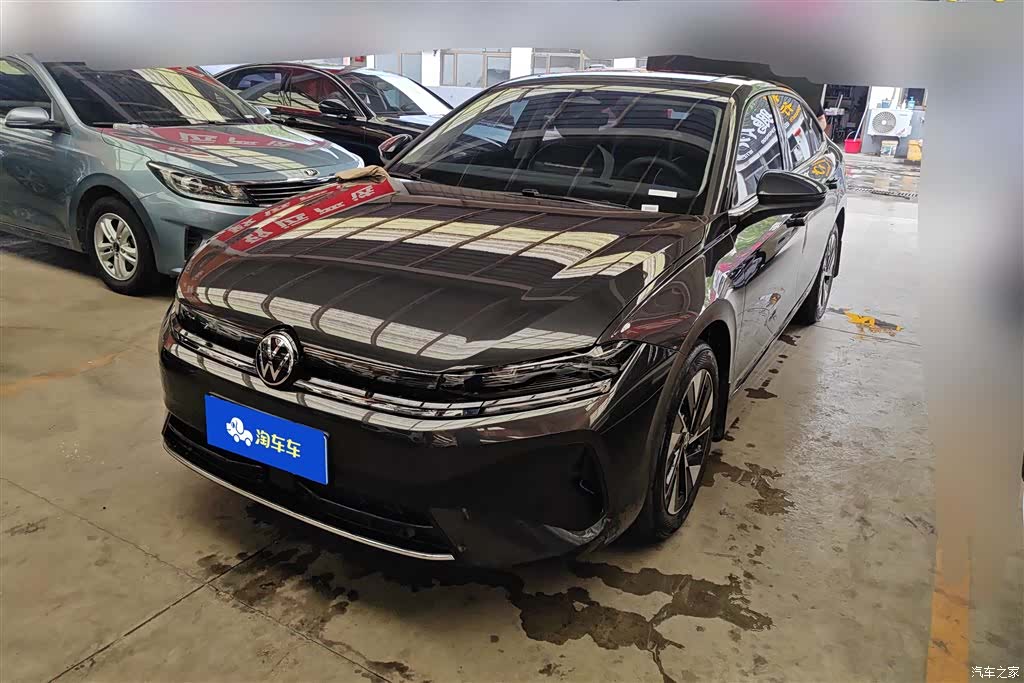 Volkswagen Sagitar, 2025 1