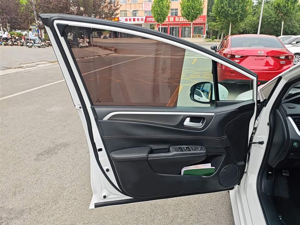 Honda Jade