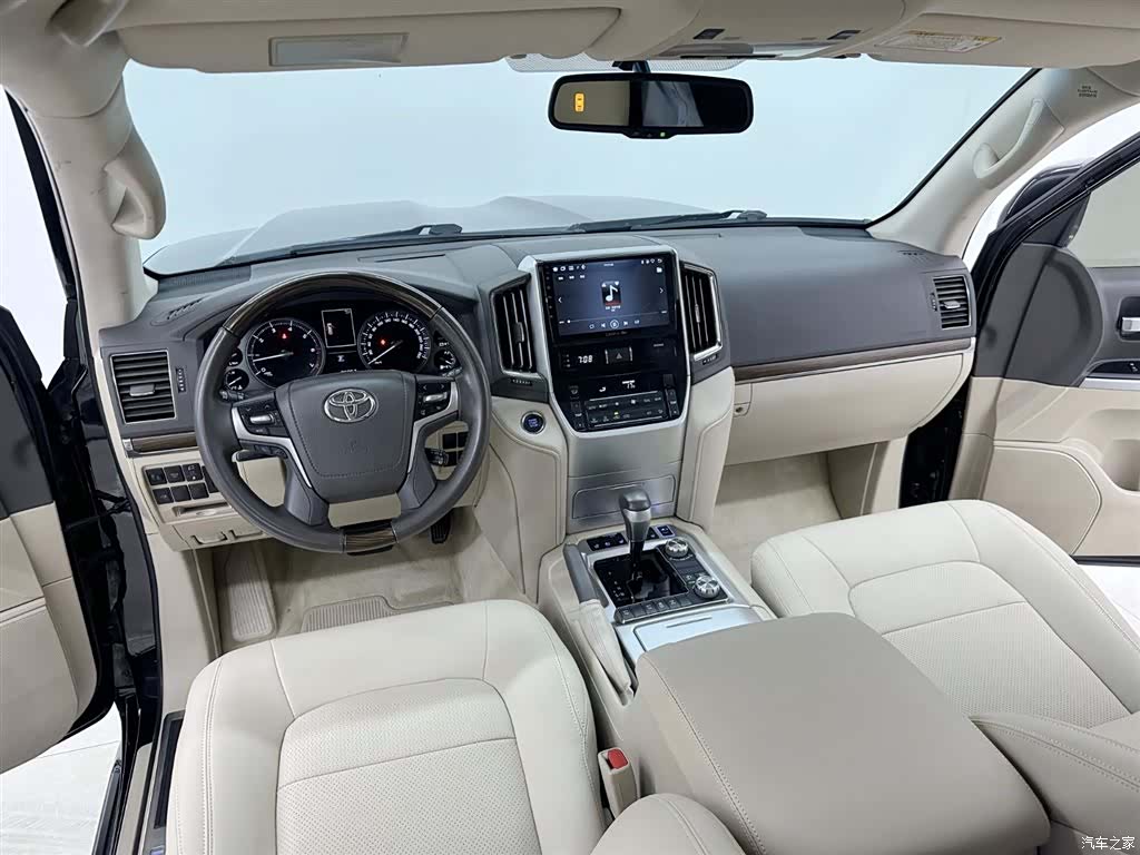 Toyota Land Cruiser, 2020 13