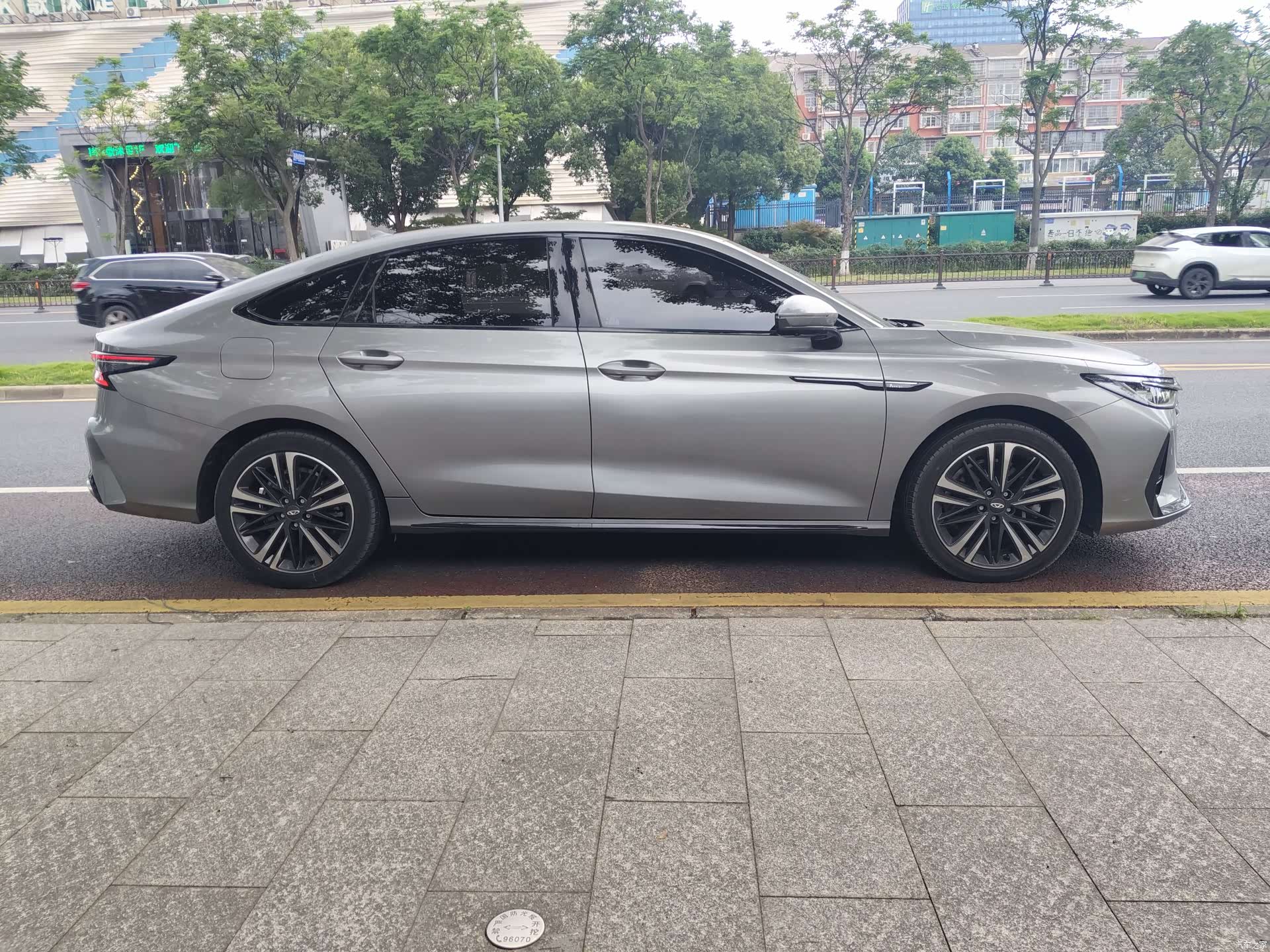 Chery Arrizo 8, 2024 4