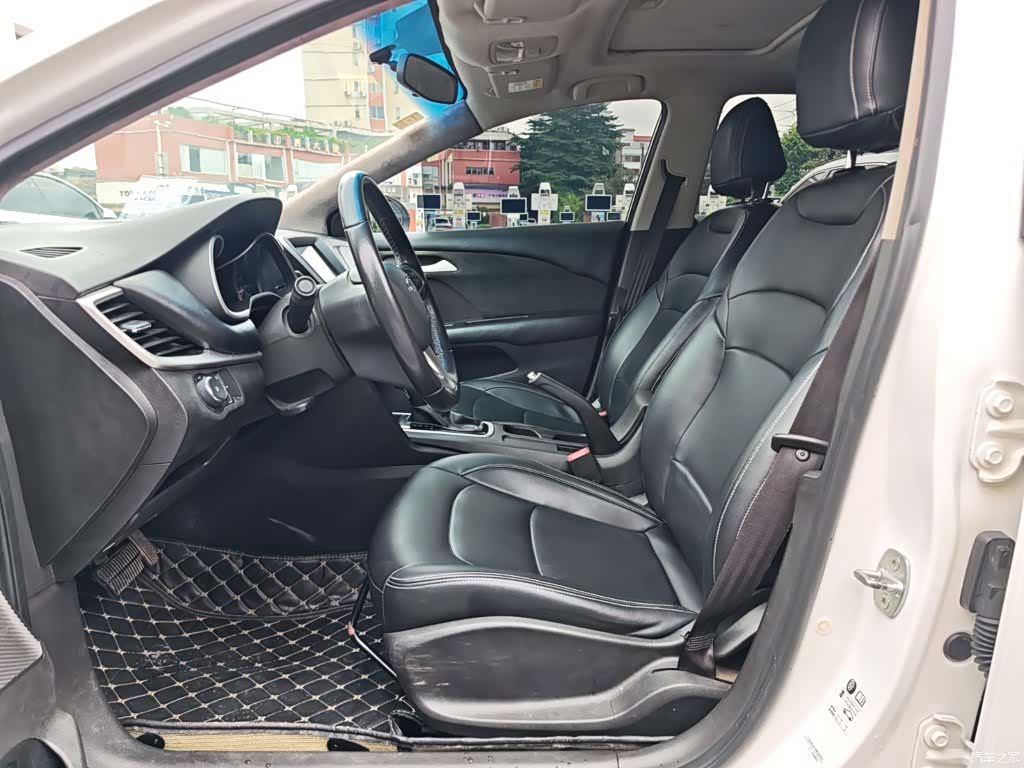 Chevrolet 320, 2019 11