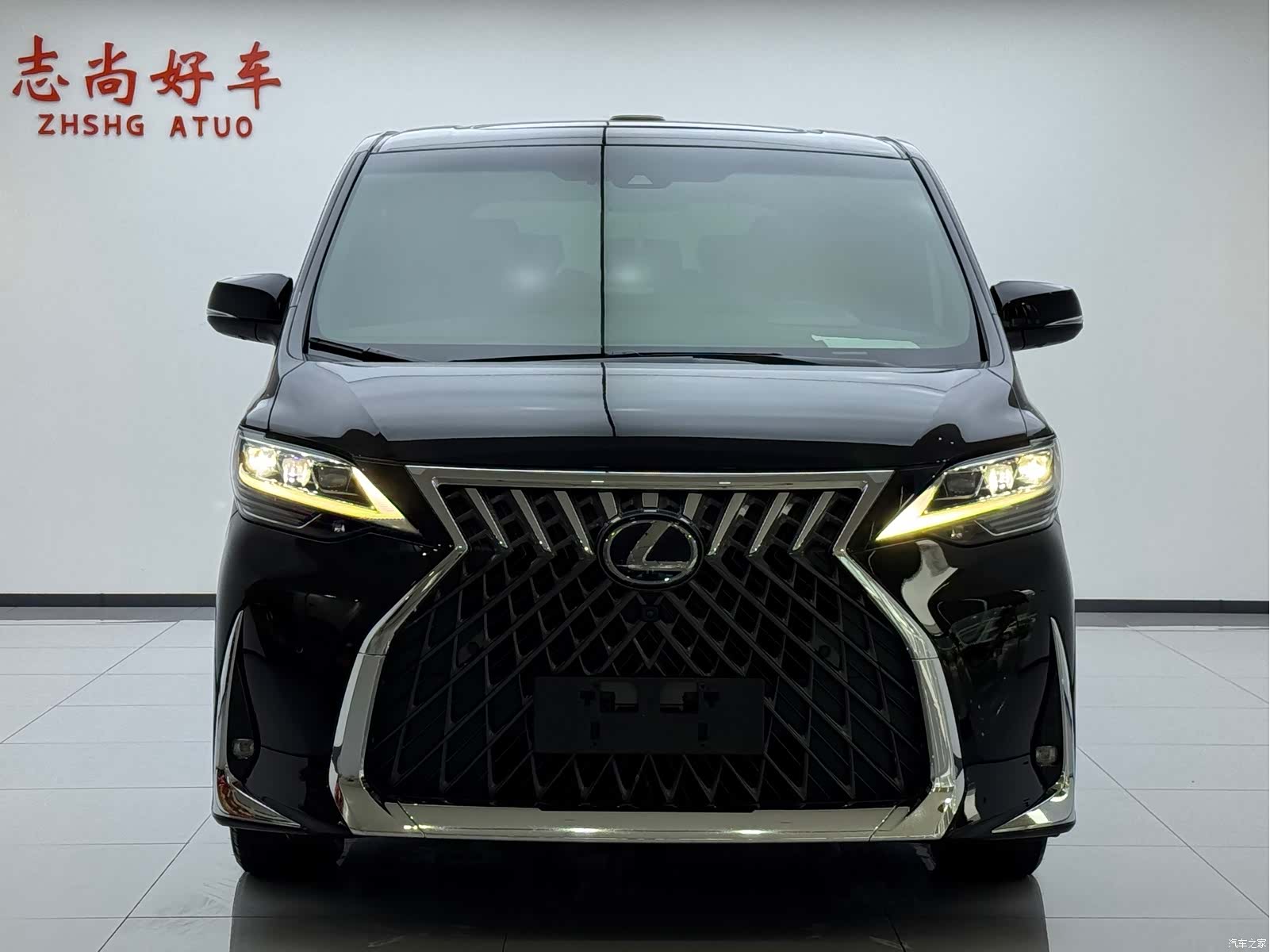 Lexus LM, 2023 2