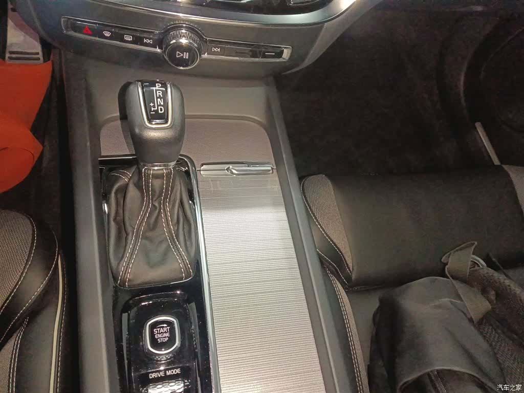 Volvo S60, 2021 10