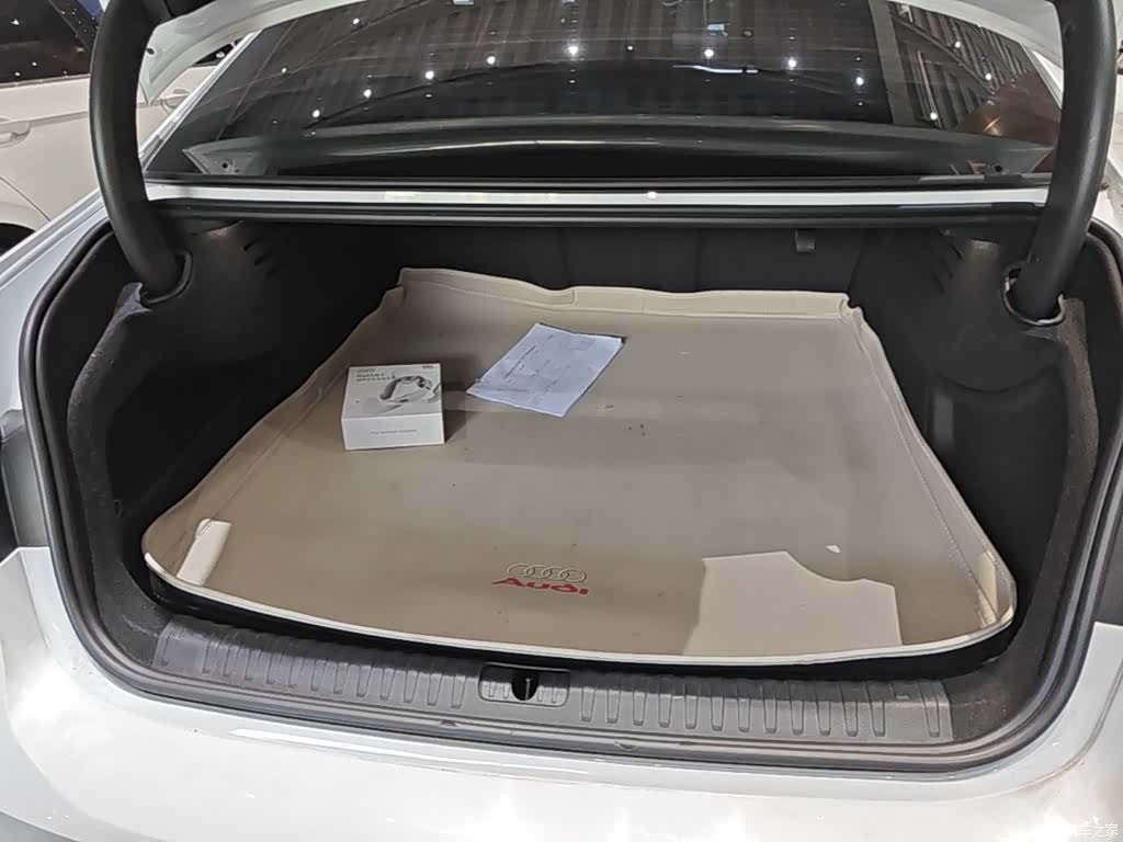 Audi A7L, 2023 19