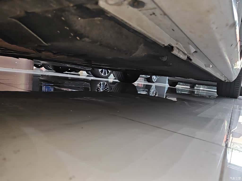 Audi A7L, 2023 22