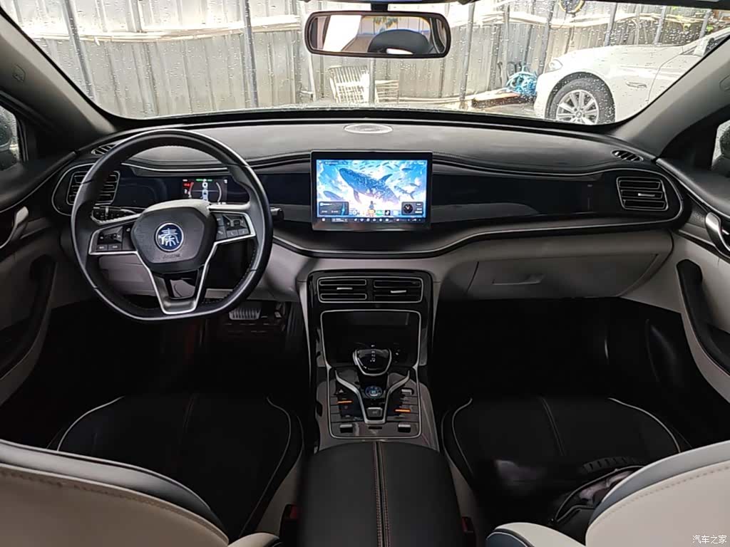 BYD Qin, 2022 10