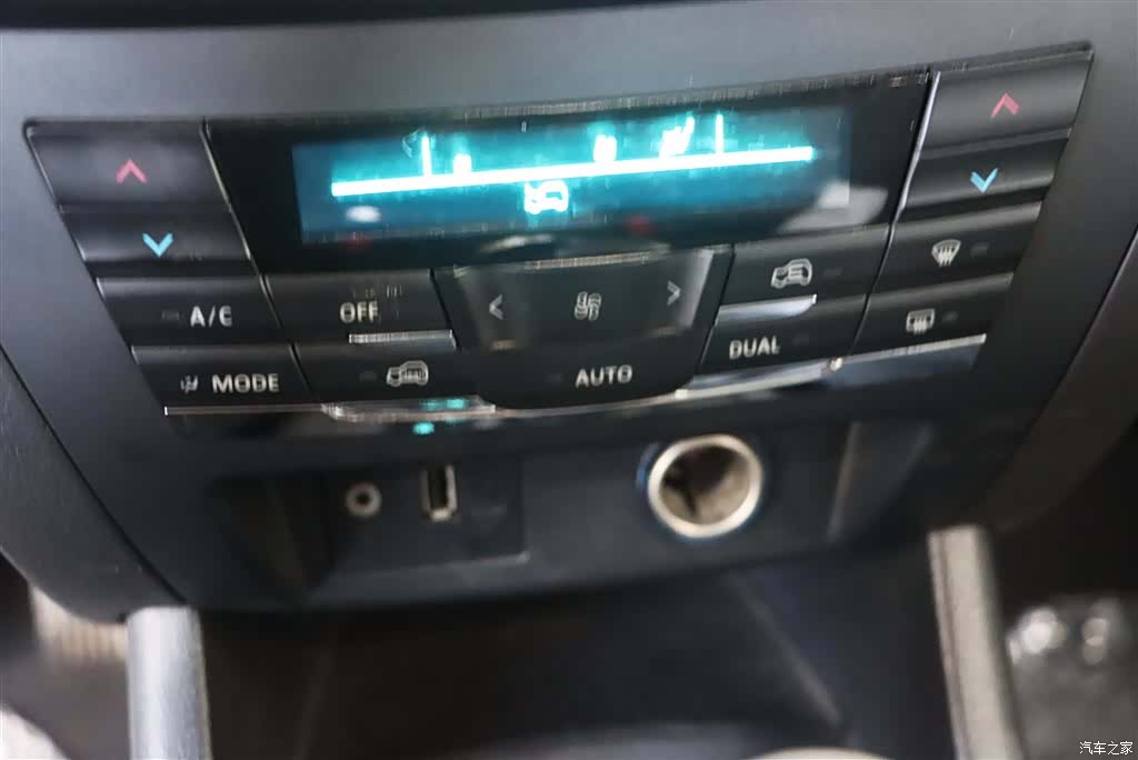 BAIC X65, 2015 17