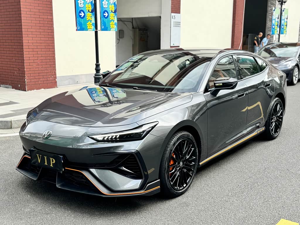 Changan UNI-V 2025 2.0T