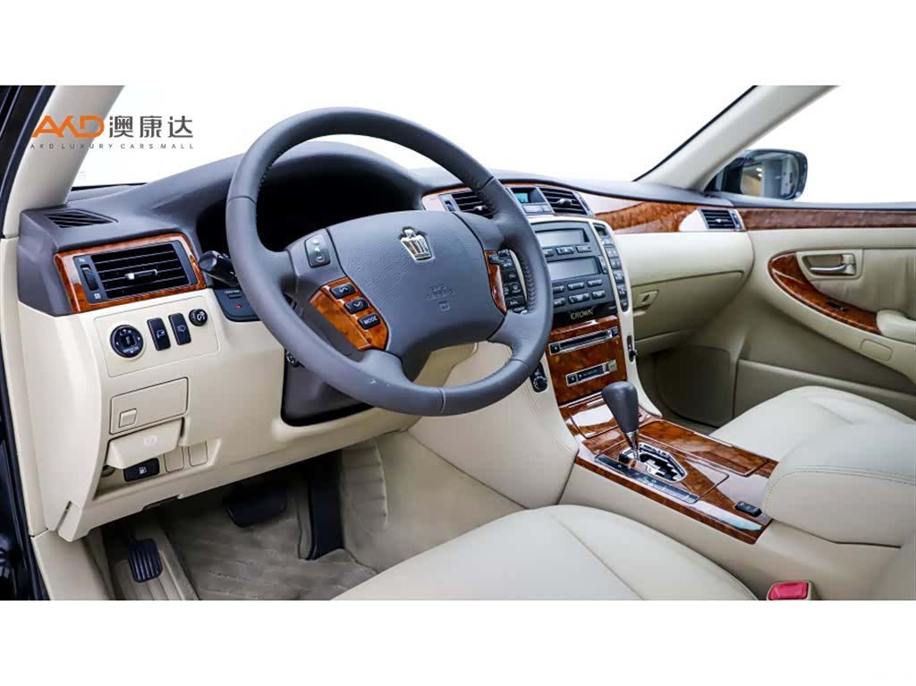 Toyota Crown, 2008 6