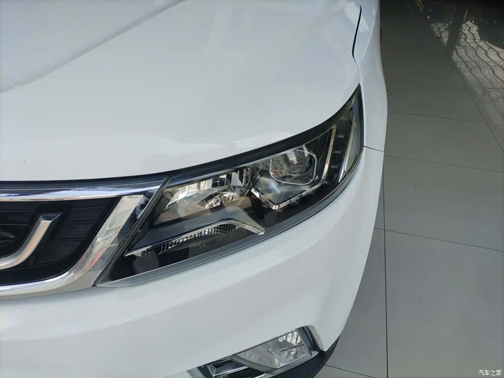 Geely X6, 2017 24