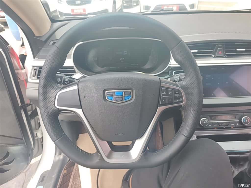 Geely Emgrand, 2018 10
