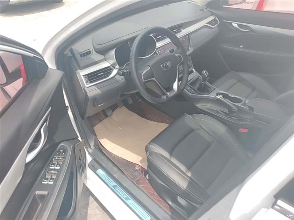 Geely Emgrand, 2018 15
