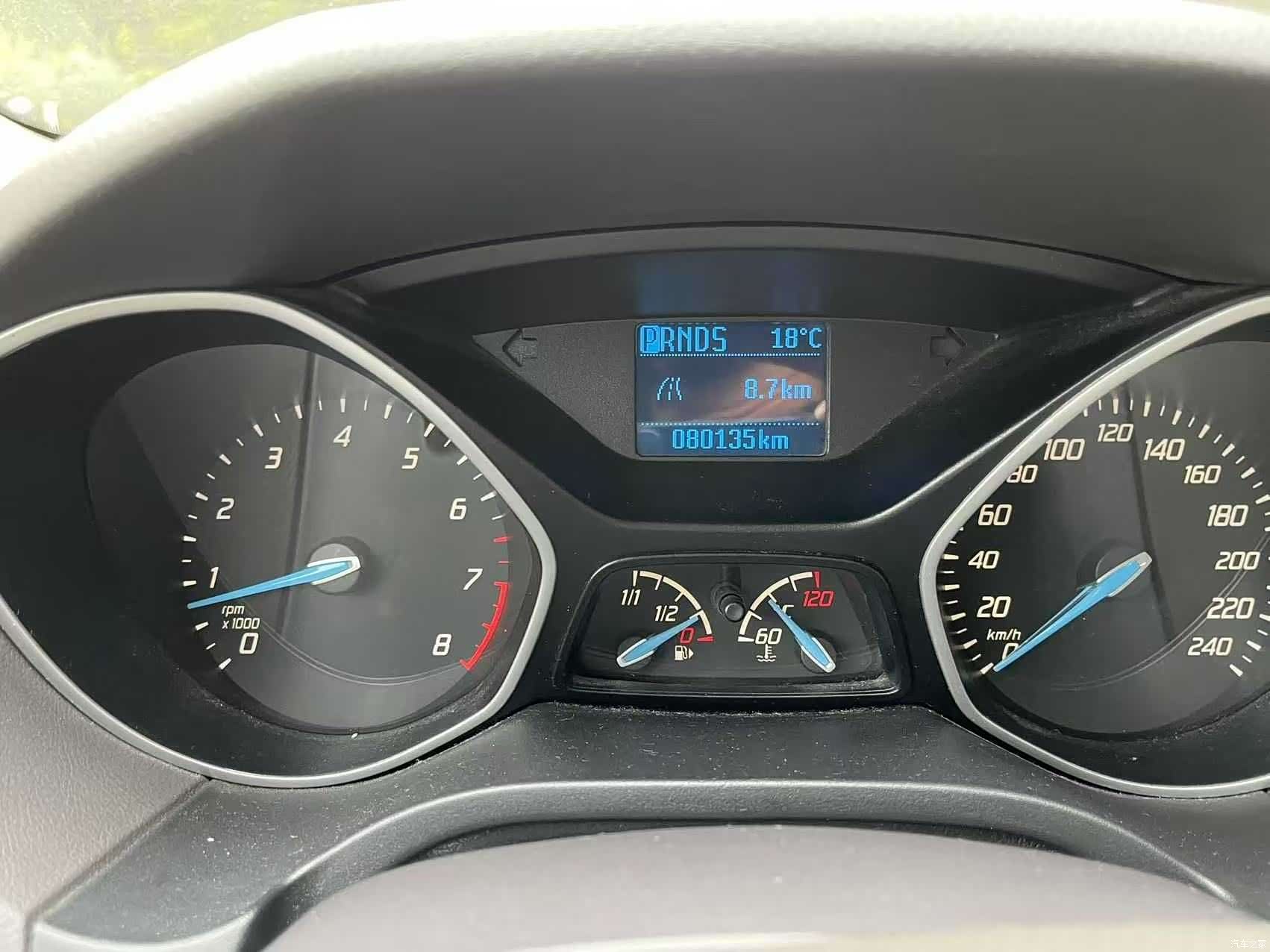 Ford Focus, 2014 10