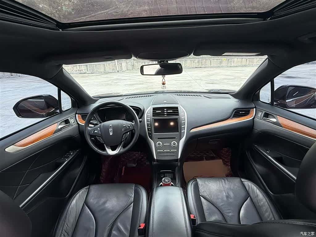 Lincoln MKC, 2018 24