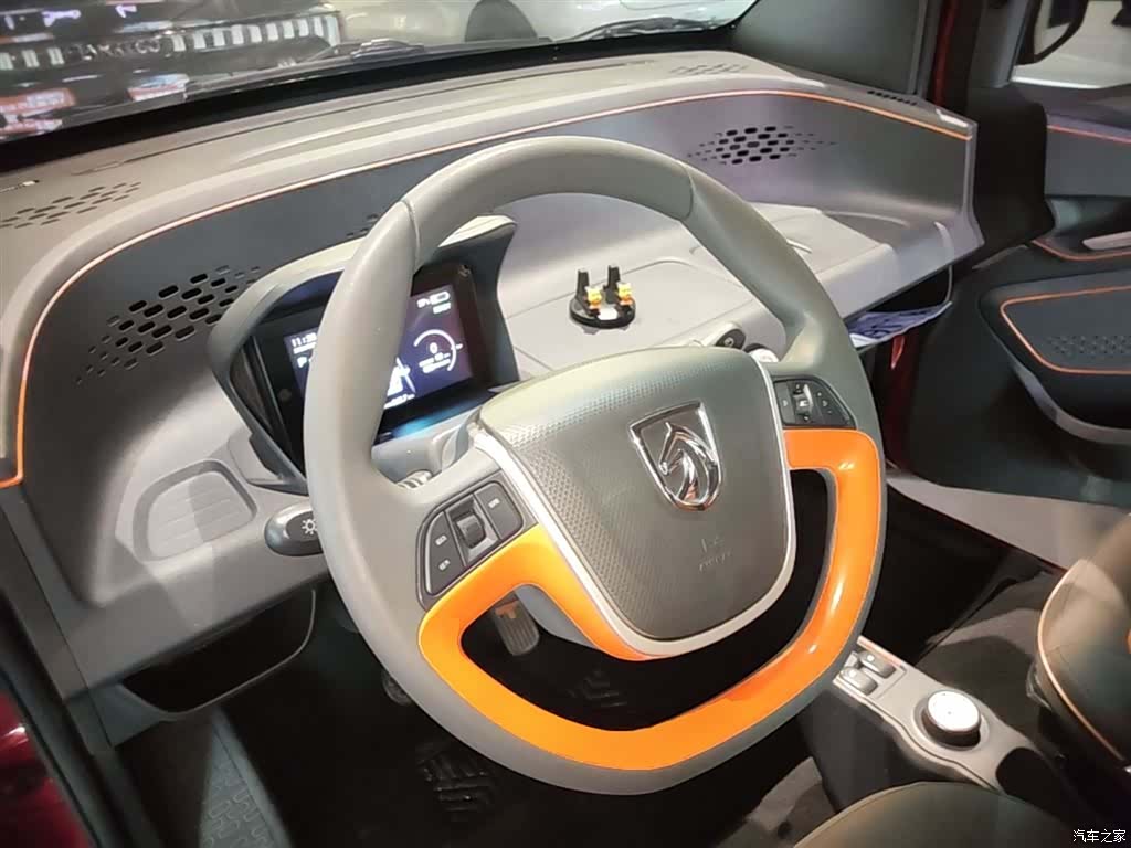 Wuling E100, 2020 11