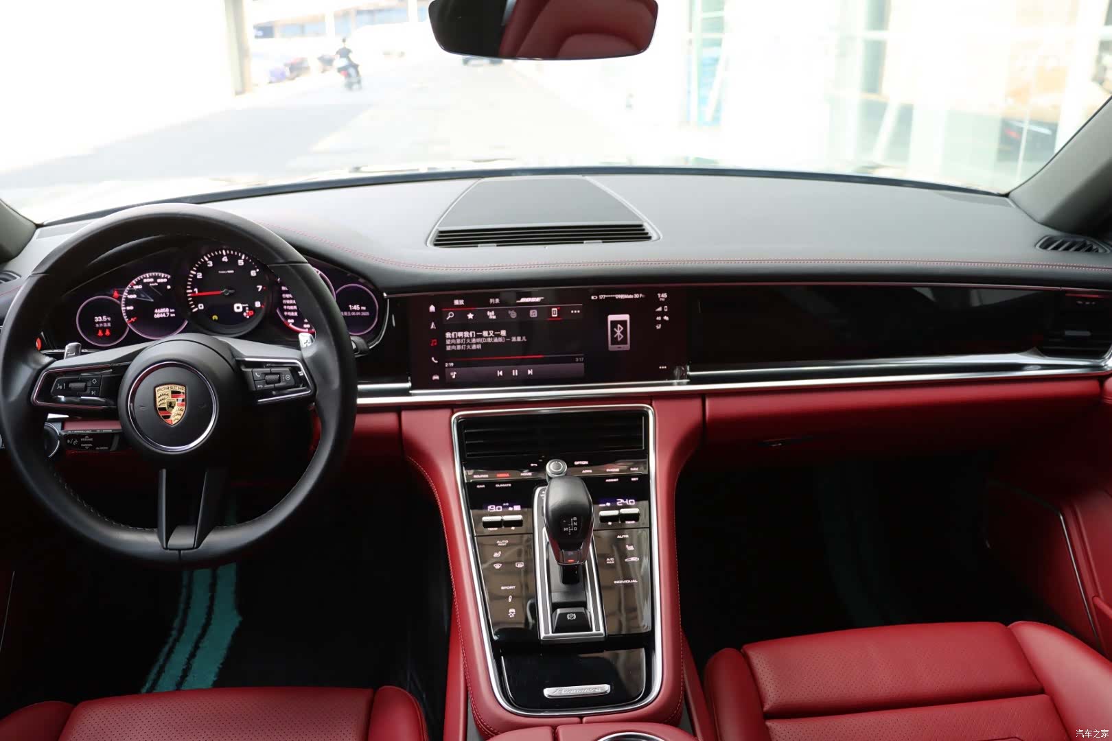 Porsche Panamera, 2022 11