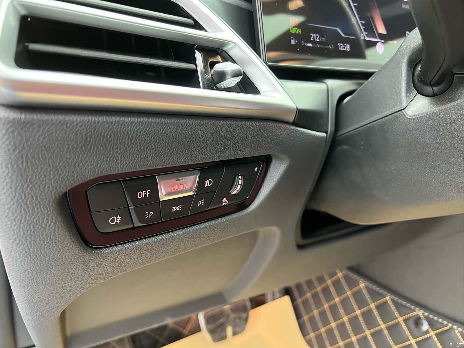 BMW 4 Series, 2025 7