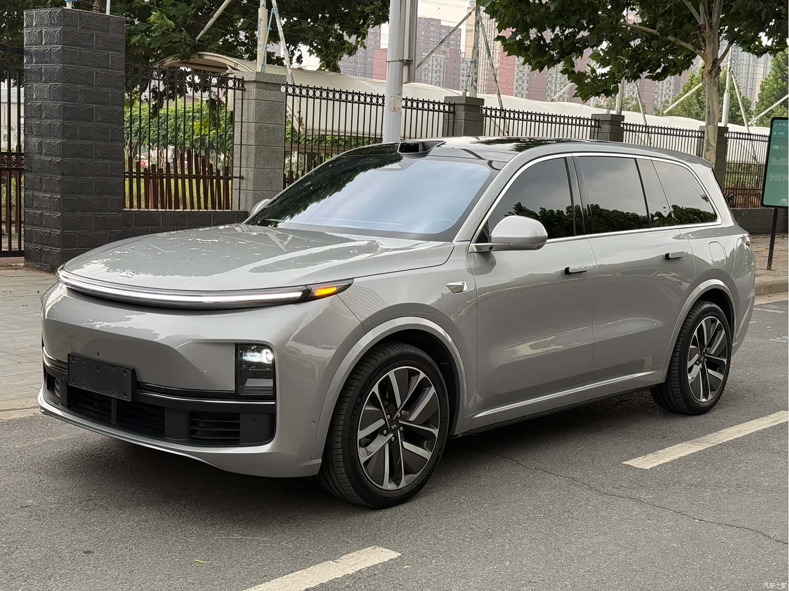 Li Auto L9, 2023 1