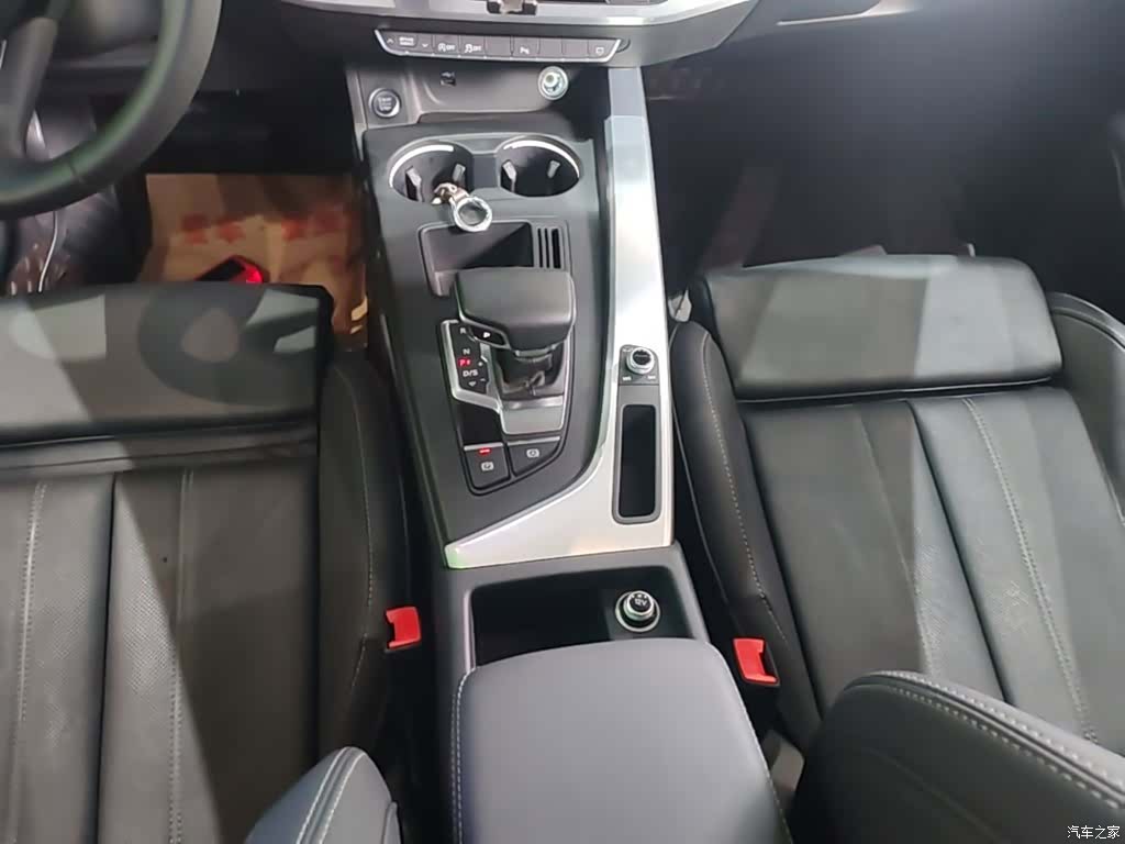 Audi A4L, 2023 14