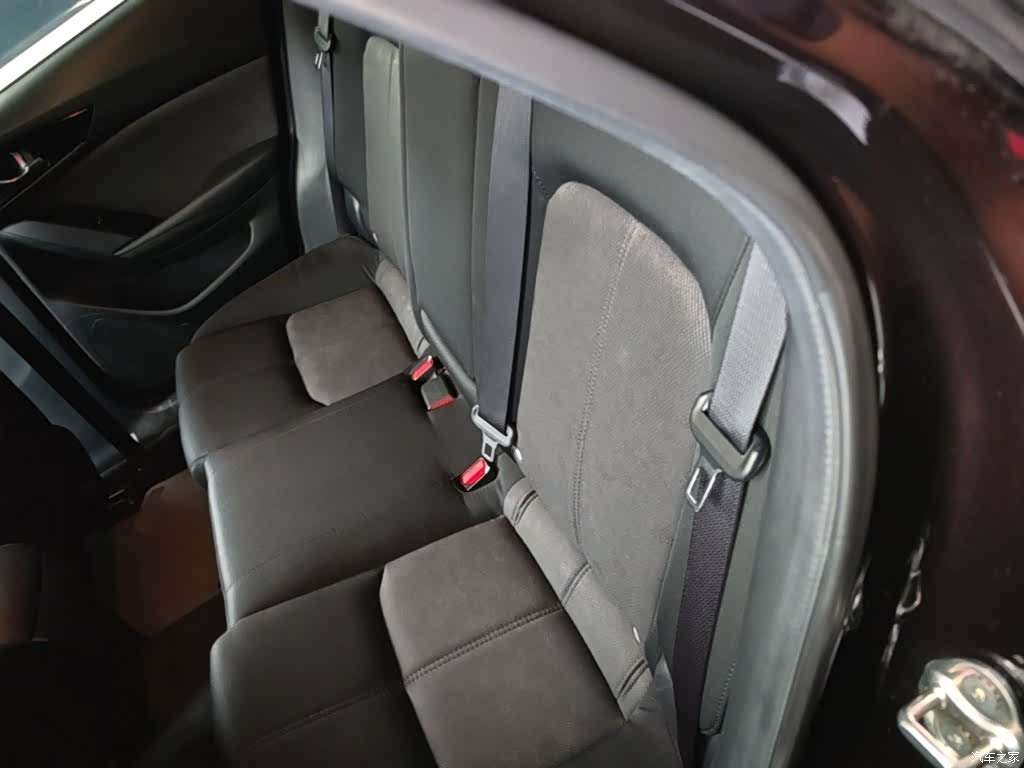 Mazda CX-4, 2021 17