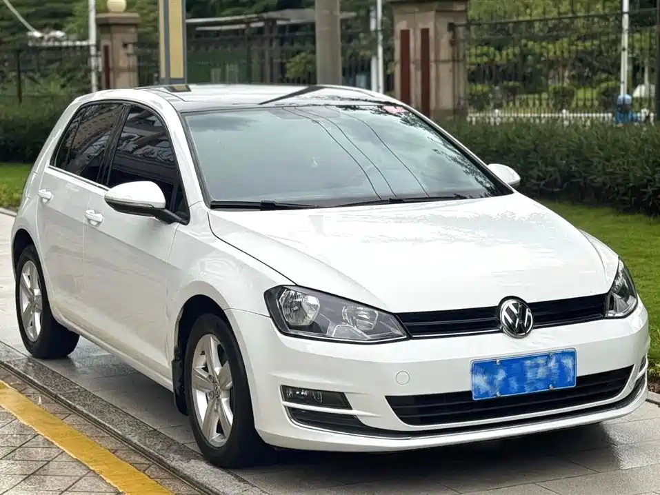 Volkswagen golf