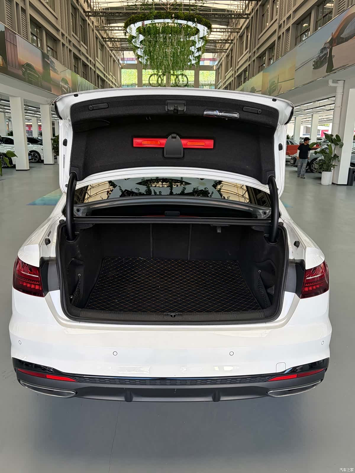 Audi A4L, 2023 12