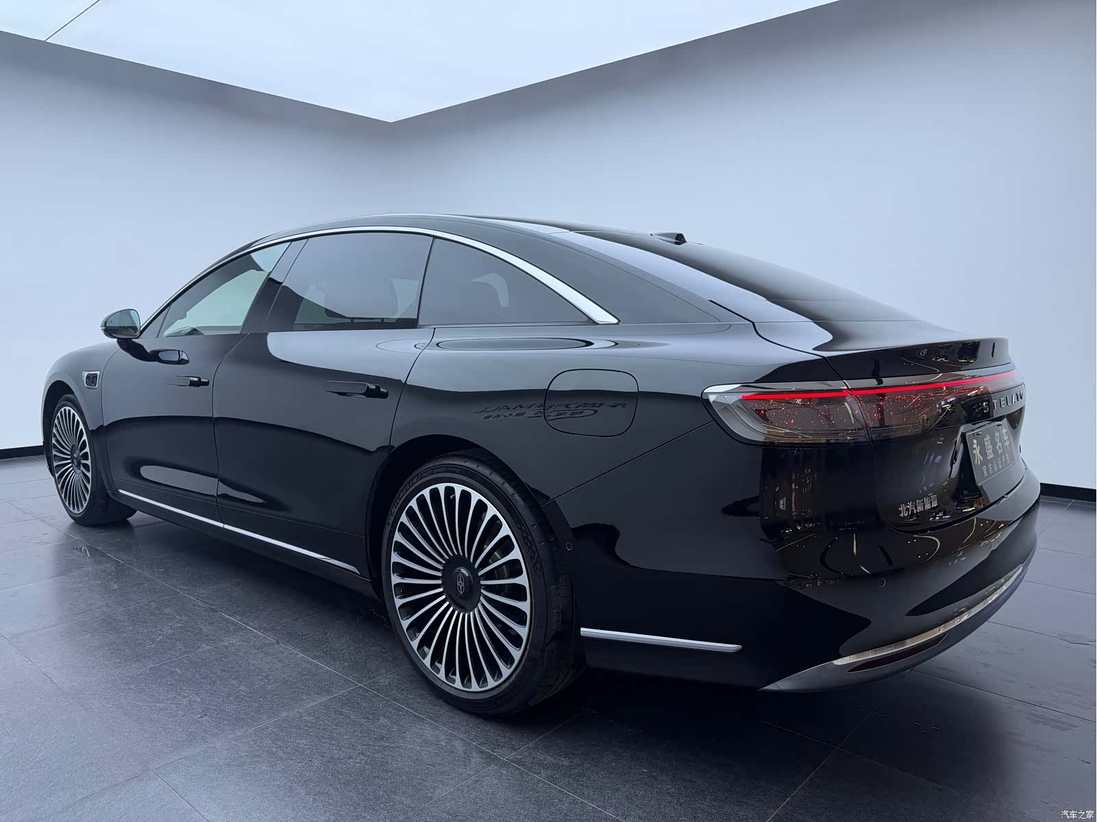 Stelato S9, 2025 6