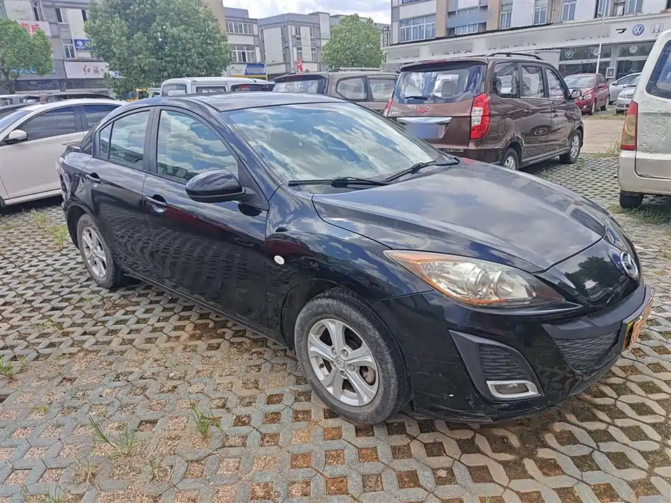 Mazda 3 star Cheng