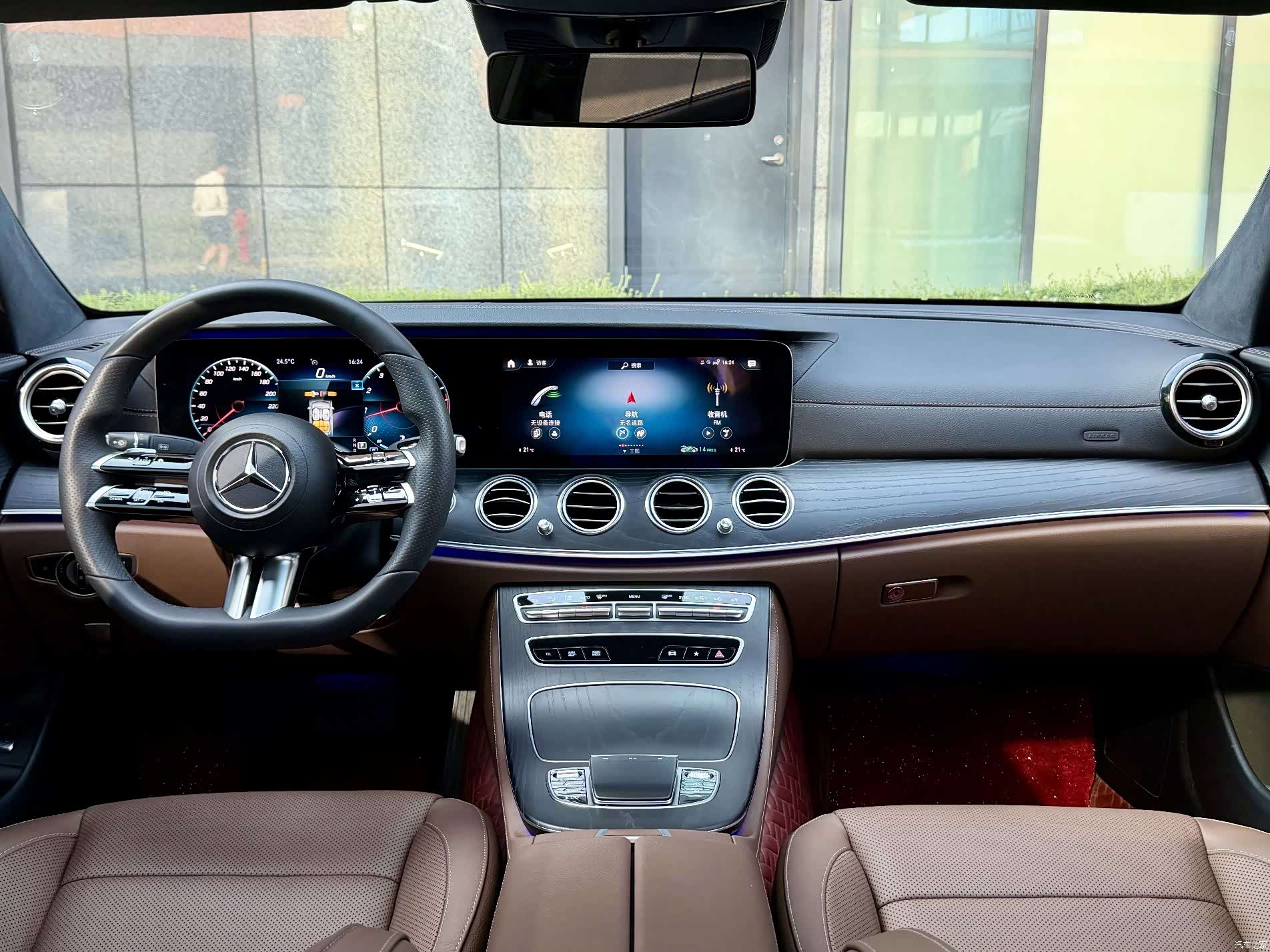Mercedes-Benz E-Class, 2021 14