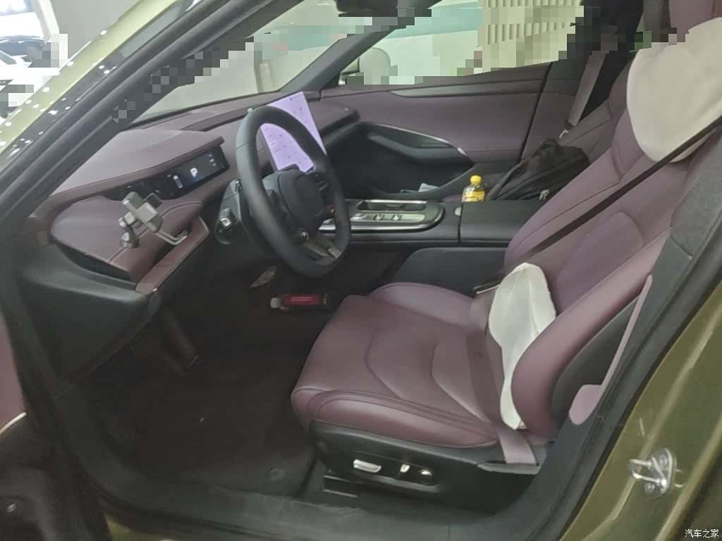 Xiaomi SU7, 2025 15