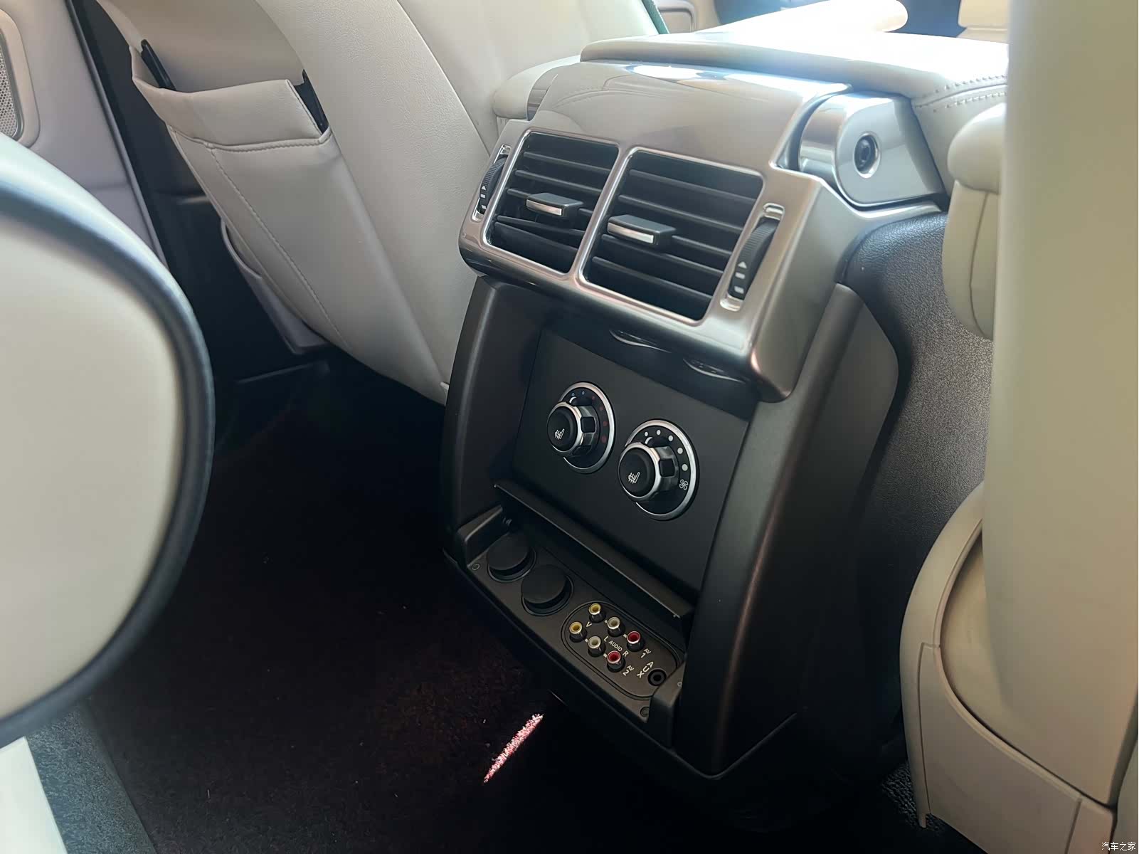Land Rover Range Rover, 2012 25