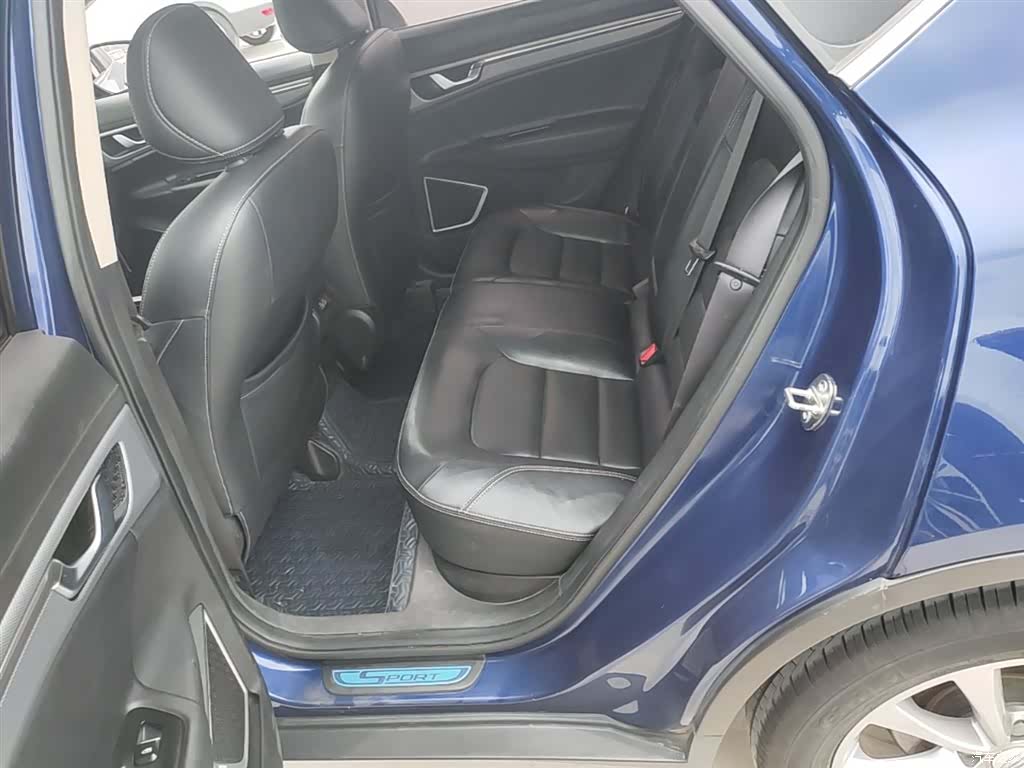 Geely Emgrand, 2018 17