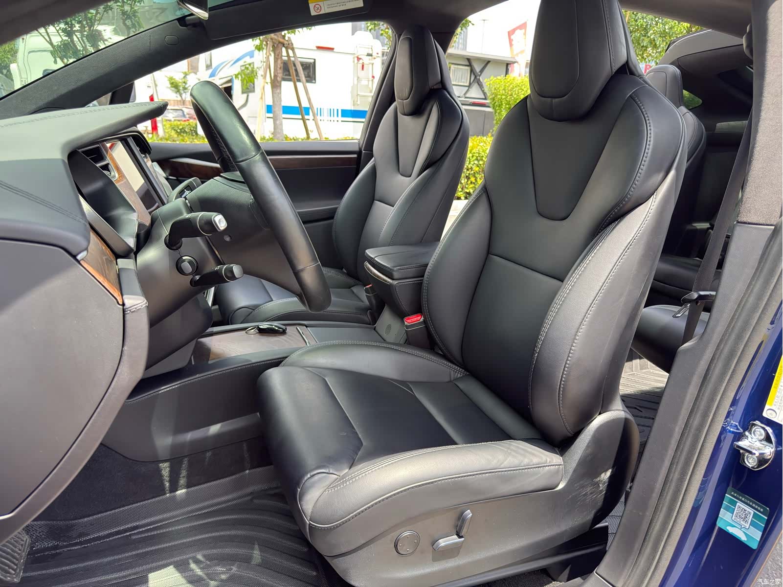 Tesla Model X, 2019 14