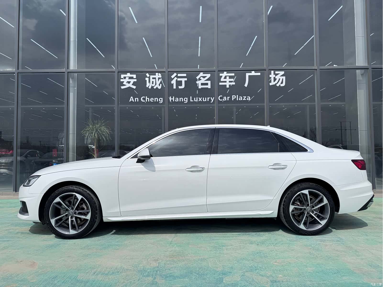 Audi A4L, 2021 4