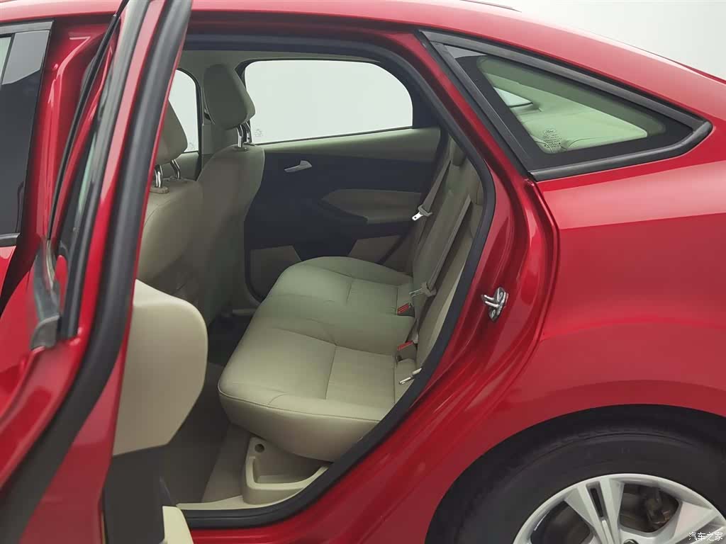 Ford Focus, 2018 15