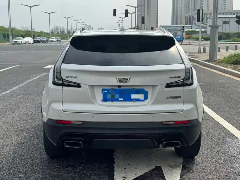 Cadillac XT4